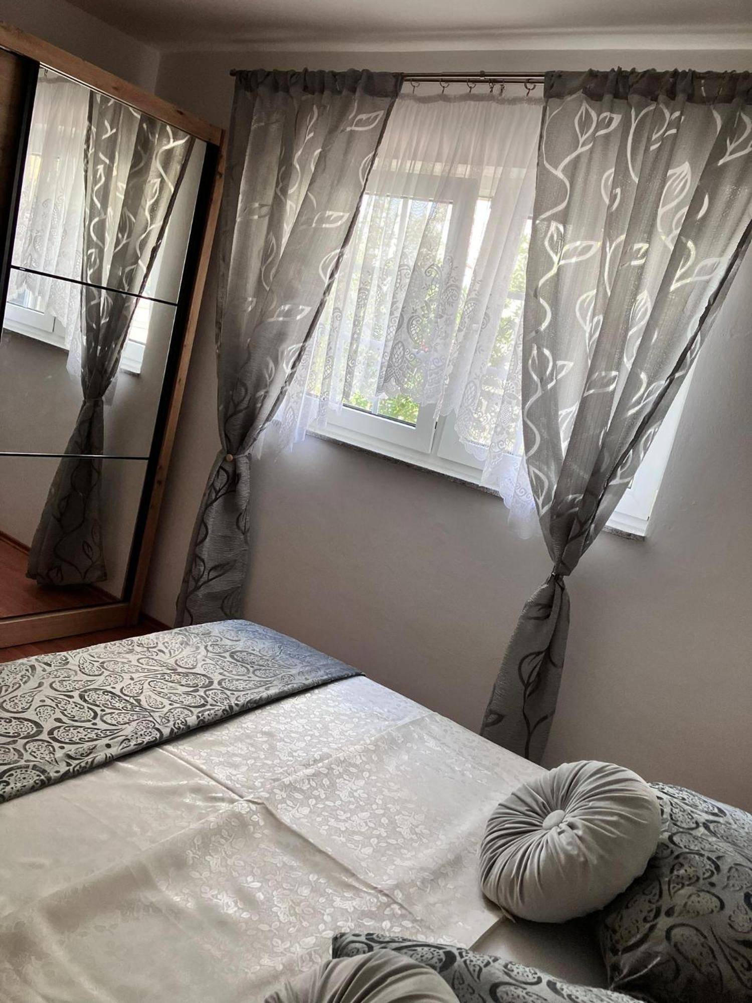 Ferienwohnung App Martina Dramalj Exterior foto